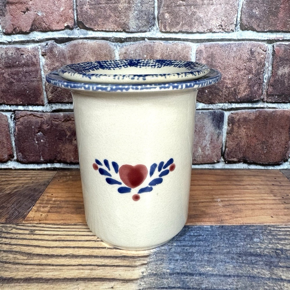 VTG Ceramic Dip Crock Chiller Server 2 pc Farmhouse Red Heart Blue Sponge Design